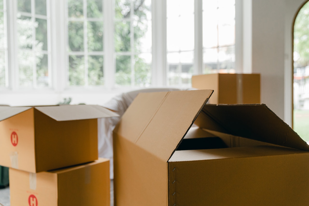 Packing boxes, representing a common law couple taking their own property when separating